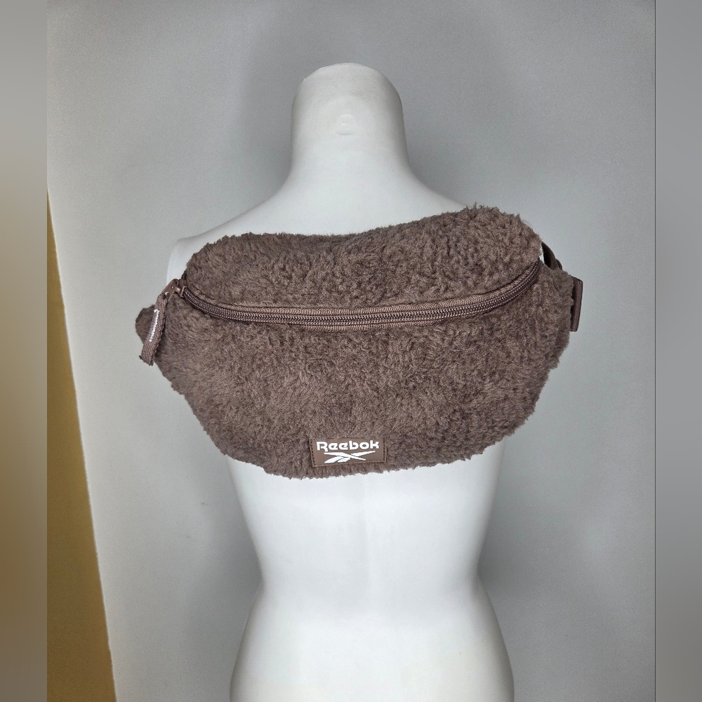 Reebok OS Brown Fleece Belt Bag / Fanny Pack - Picture 2 of 13